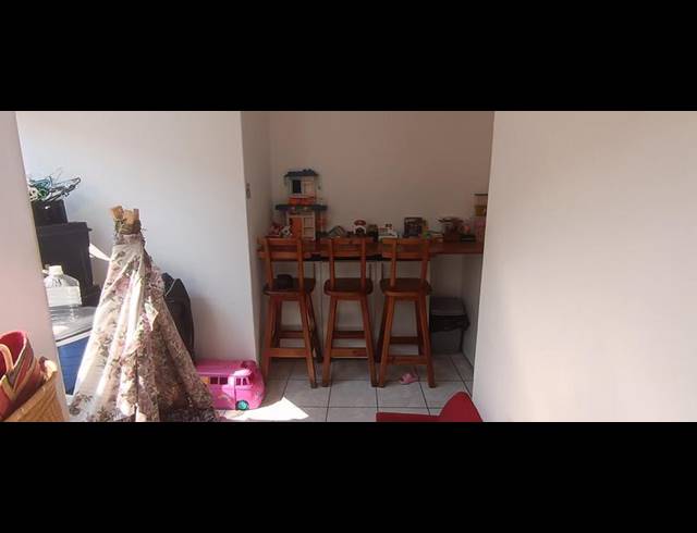 2 BEDROOM APARTMENT FOR SALE IN UVONGO BEACH